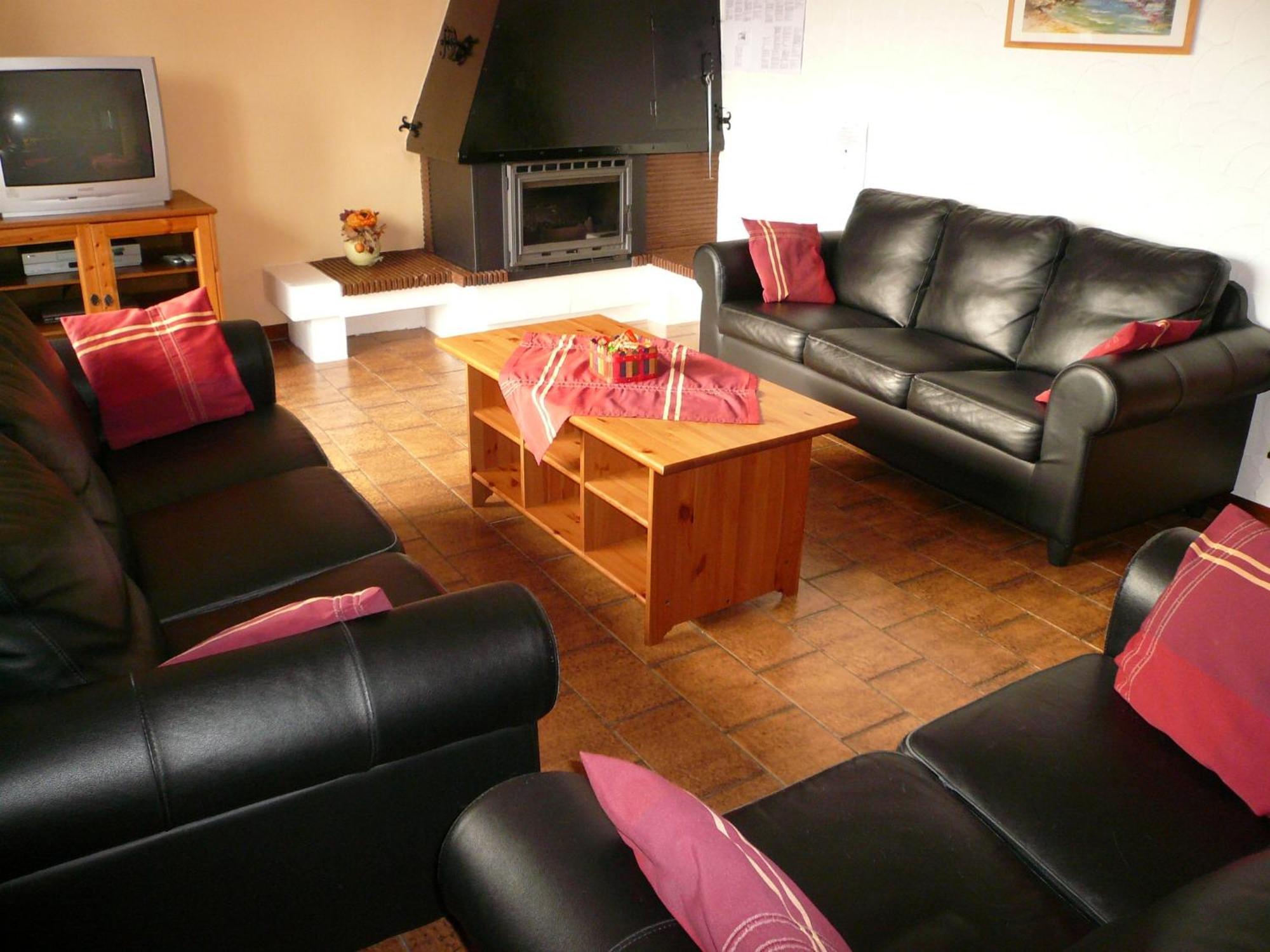 Modish Holiday Home In Waimes With Sauna Exteriör bild