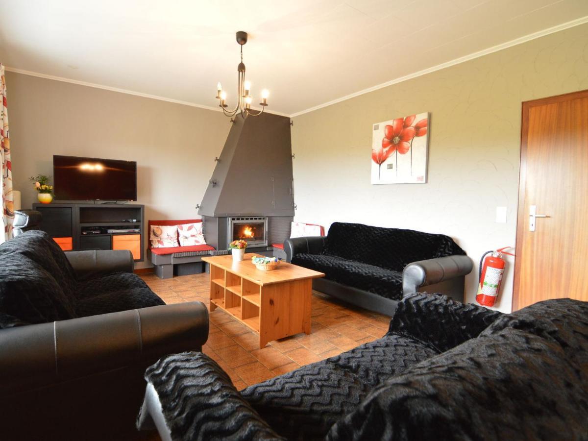 Modish Holiday Home In Waimes With Sauna Exteriör bild